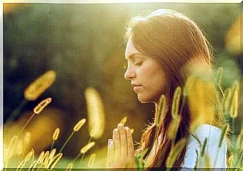 A woman praying